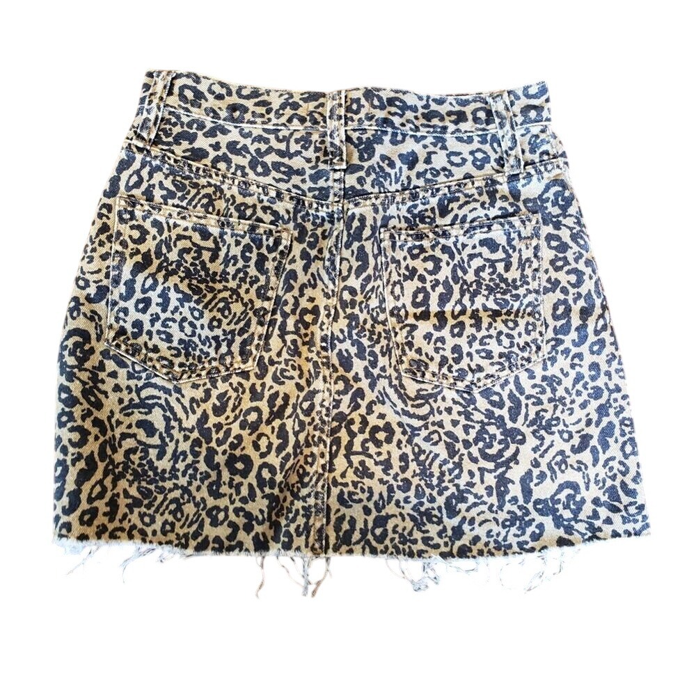 Madewell Rigid Denim‎ A-Line Mini Skirt Leopard Animal Print Size 27 Raw Hem